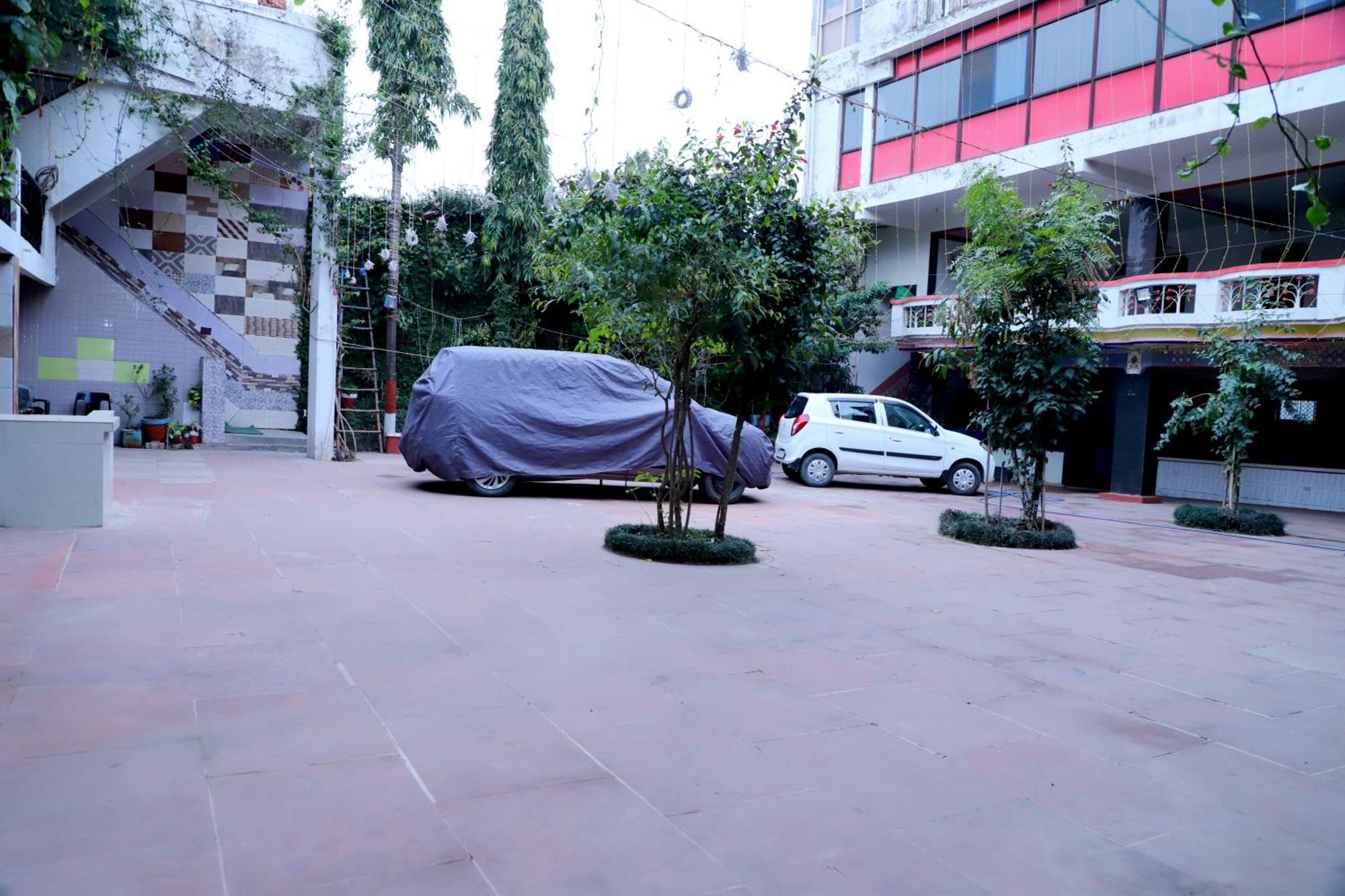 Madhuban Homestay, Natraj Chowk Rishikesh Bagian luar foto