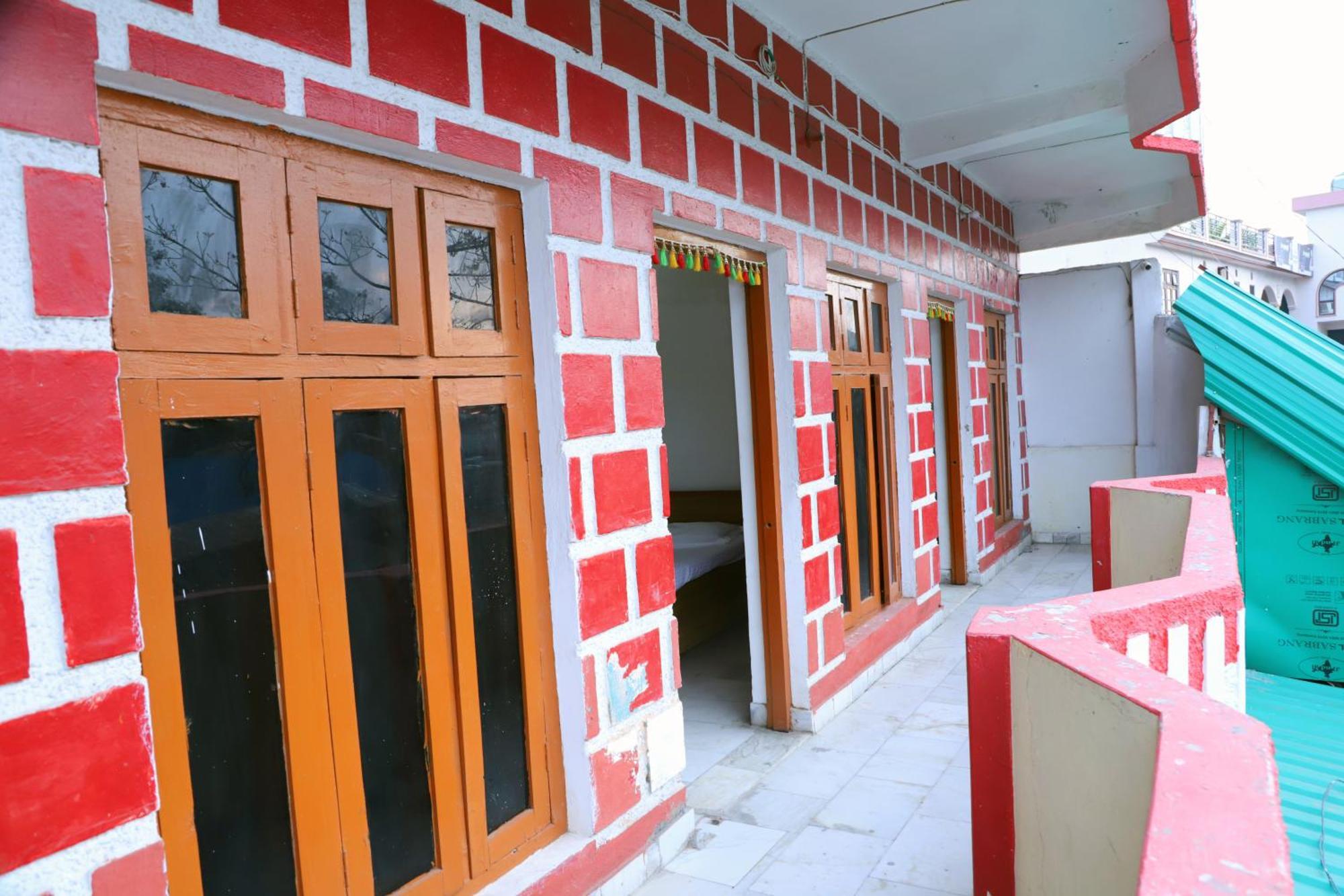 Madhuban Homestay, Natraj Chowk Rishikesh Bagian luar foto